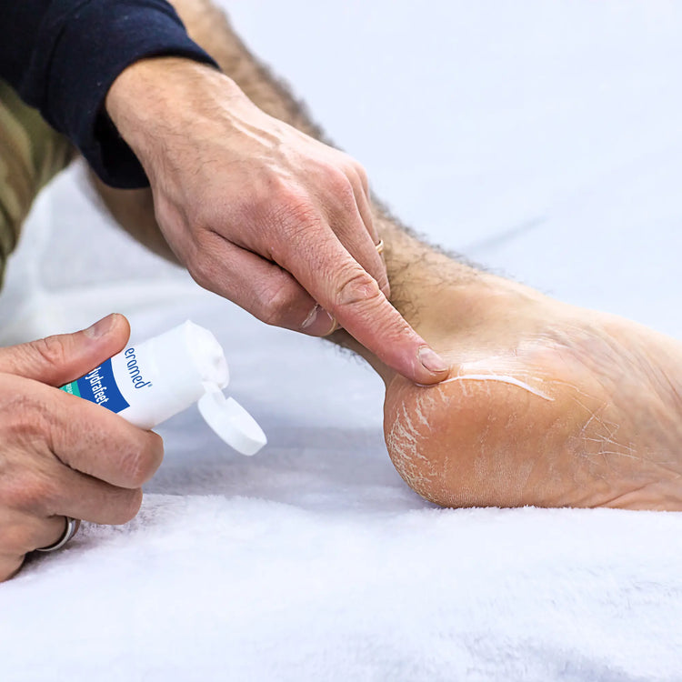 Hydrafeet - Crema riparatrice piedi - 75 ml - Deromed® Fresco Podologia 